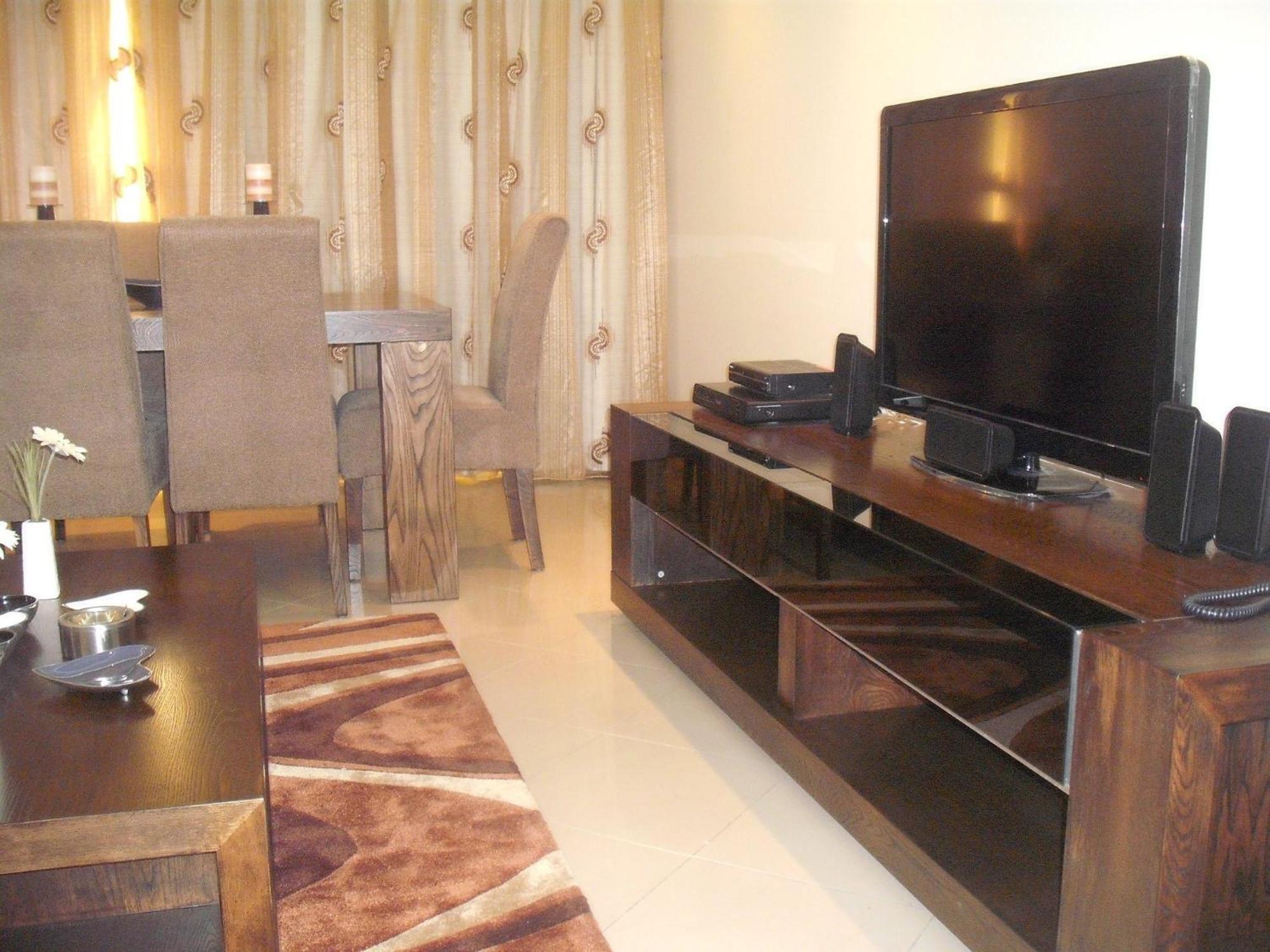 Abu Dhabi Plaza Hotel Apartments Exteriér fotografie